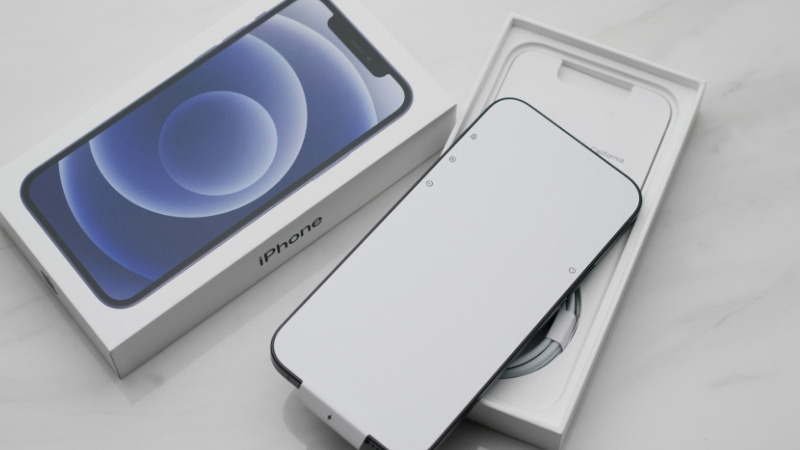 Tại sao nên chọn thu cũ đổi mới tại Hoàng Hà Mobile?